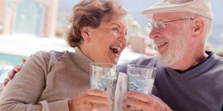 O Verão e a desidratação em idosos, confira recomendações