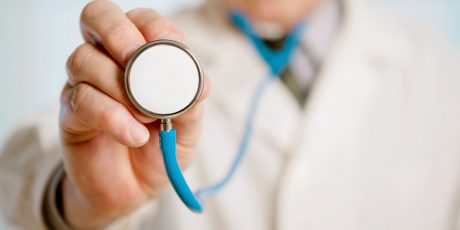 Atenção na hora de contratar um plano de saúde