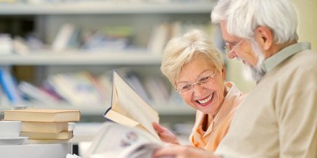 Aprender uma segunda língua ajuda a retardar o surgimento do Alzheimer