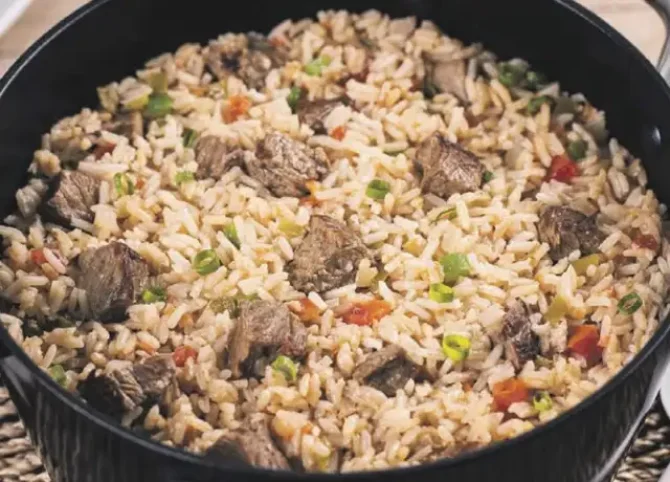 Arroz Carreteiro: Receita Tradicional com Carne Seca, Calabresa e Bacon Passo a Passo