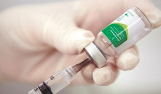 Vacina da gripe não aumenta risco da doença, alerta ministério